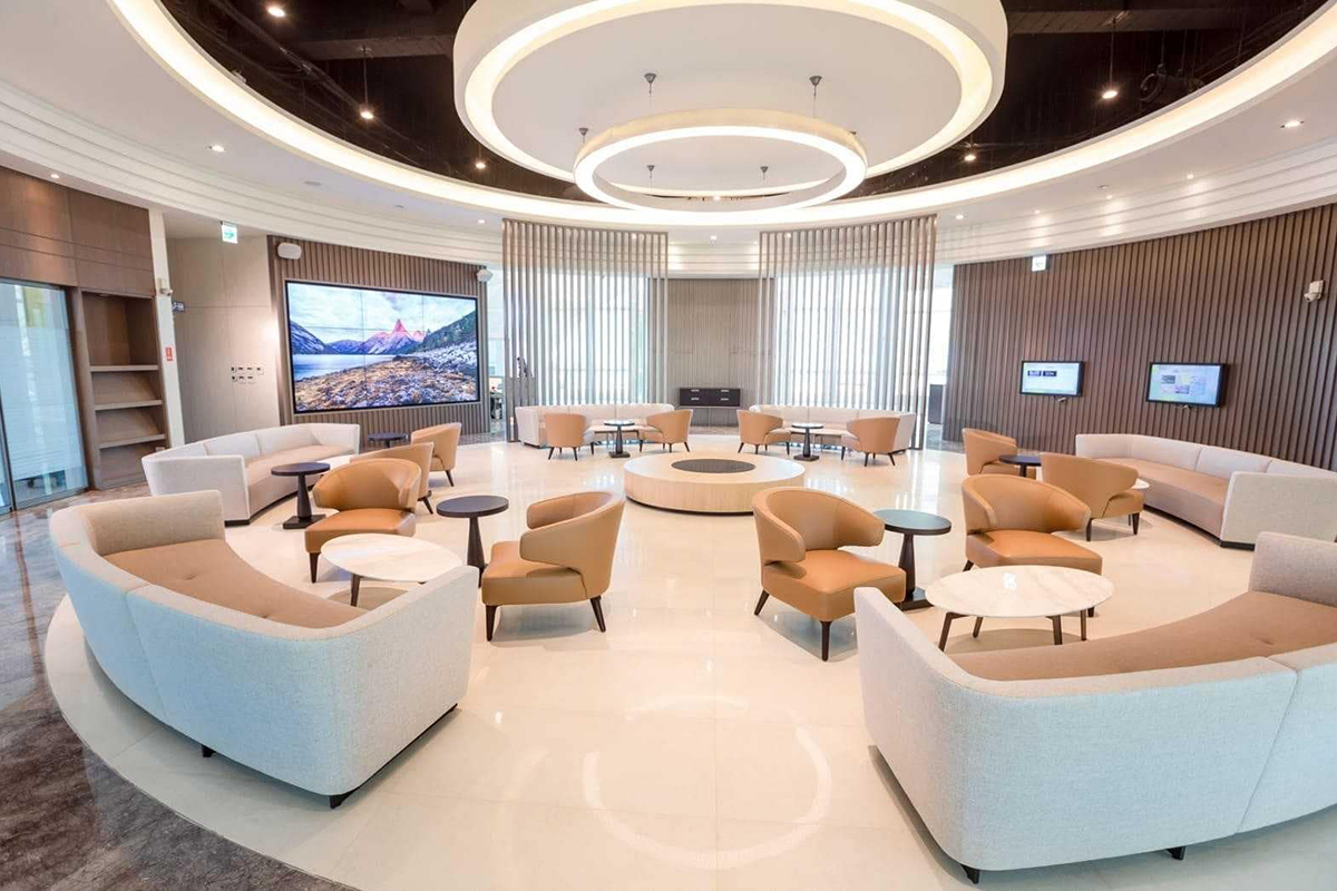 福龍紀念園大廳休息區_台中塔位墓園靈骨塔推薦